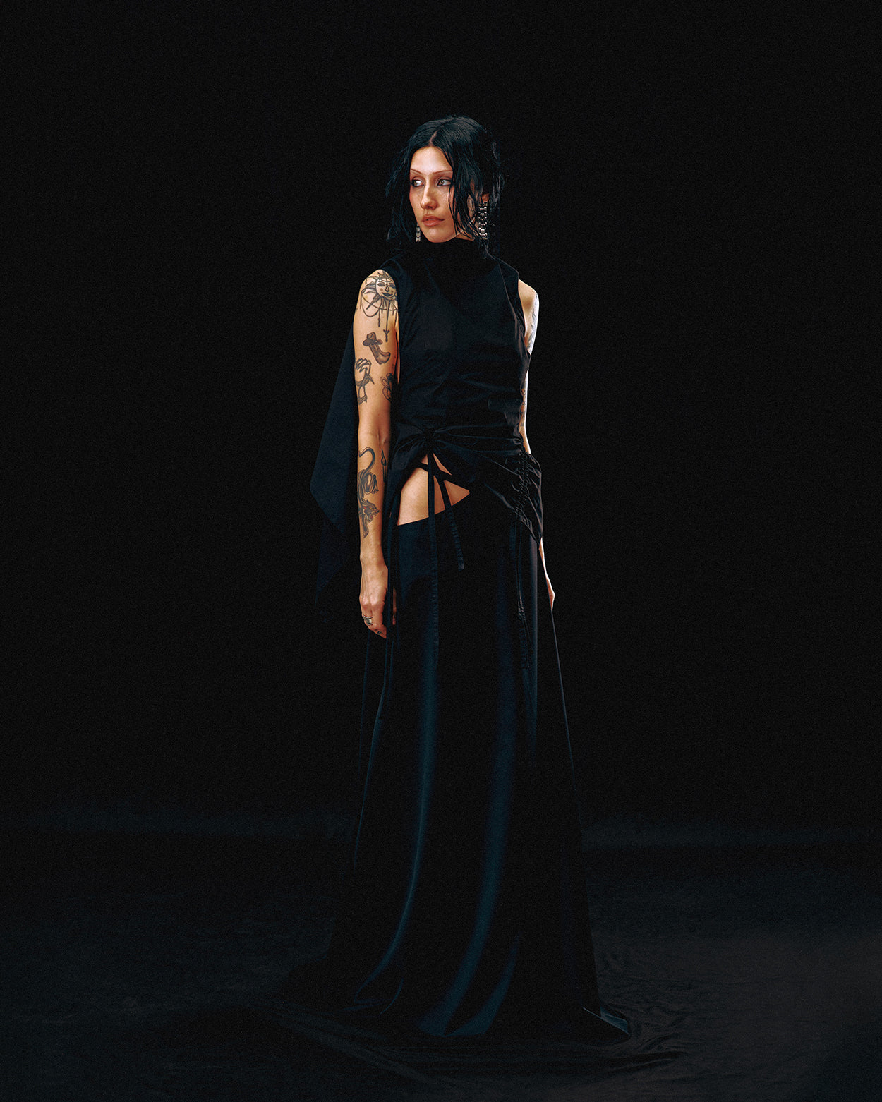Yuna draped top